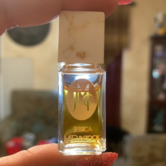 2 Vintage Jessica McClintock miniature Perfumes - Picture 2 of 3